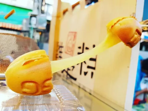 小雞吃蛋糕 -雞蛋糕x泰式奶茶 產品介紹