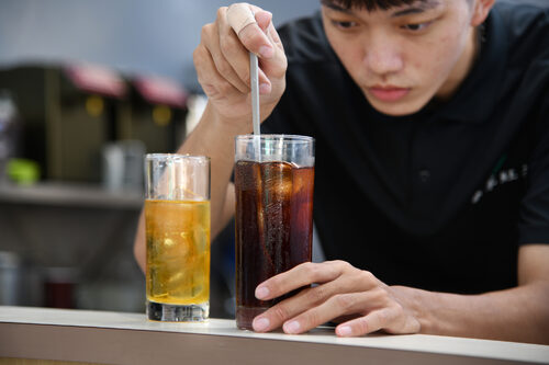 春苳紅茶 品牌形象