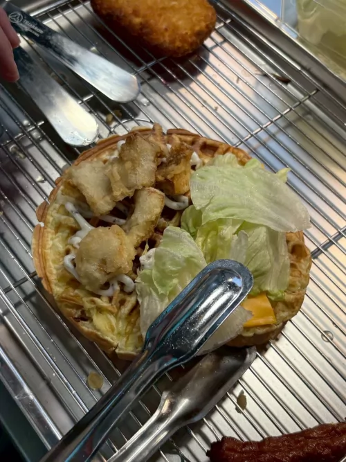 名丘屋鬆餅 16萬辦到好 品牌形象