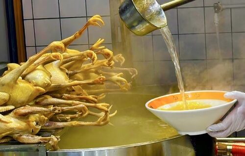 彭富貴 泉水雞飯、雞湯米粉 產品介紹