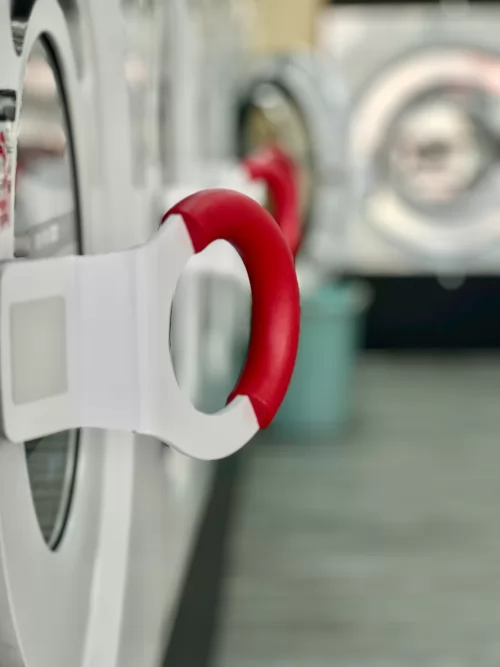 Oday+ 無人自助洗 品牌形象