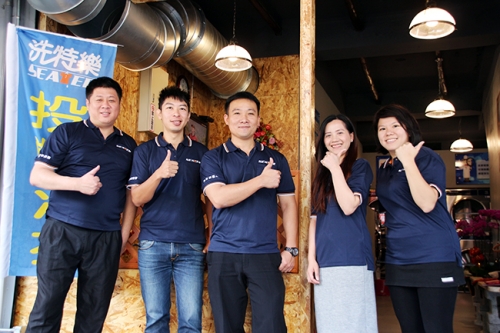 二十一世紀最蓬勃發展且火紅的賺錢行業 原來是它..