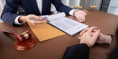 總部倒了怎麼辦？加盟主的風險誰負責？